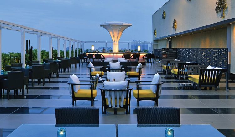 rooftop restaurant singapore