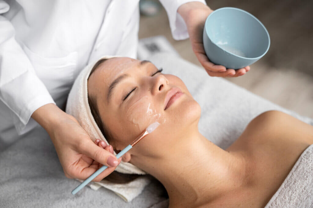 Effective Strategies to Combat Acne and Achieve Clear Skin